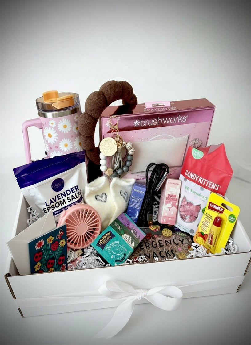🌼New Mama Essentials Box🌼